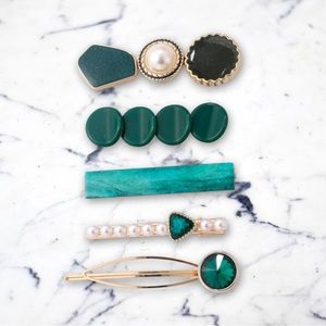 Luxe Boutique | Set of 5 Faux Pearl & Emerald Gold Statement Hair Barette Clips